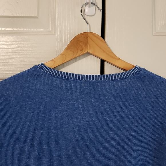 BDG Womens Blue White Striped Long Sleeve Henley Size XL V-neck Gorpcore Thermal - Picture 4 of 9